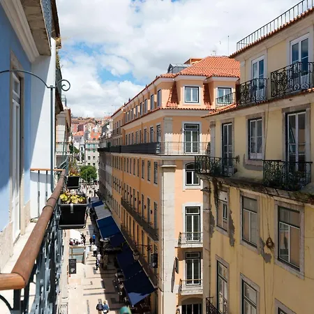 Memoiren Der Traditionellen Kuenste- Balcony At Downtown By Interhome Daire
